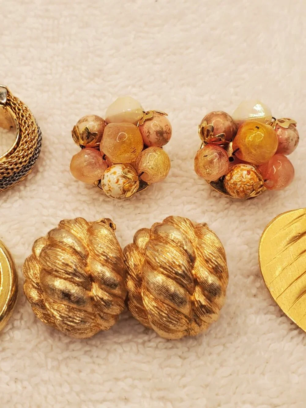 10 Pair of clip on Earrings, items # B-2118-2127,. wt. 145 grams.